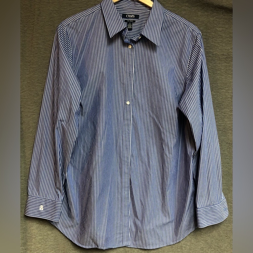 Chaps  no iron 0X women’s blue white striped collared shirt pit to pit 24 1/2